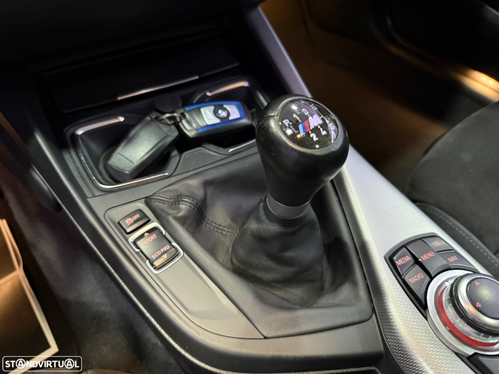BMW 118 d Pack M - 27