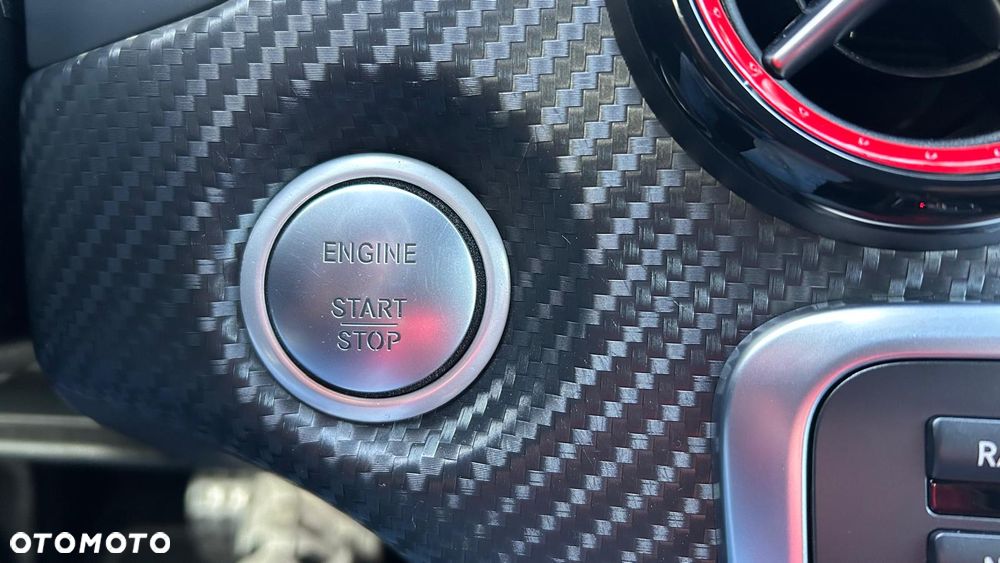 Mercedes-Benz Klasa A 45 AMG 4Matic AMG Speedshift 7G-DCT - 36