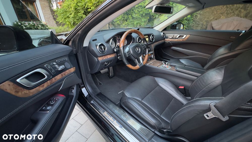 Mercedes-Benz SL 500 9G-TRONIC - 12