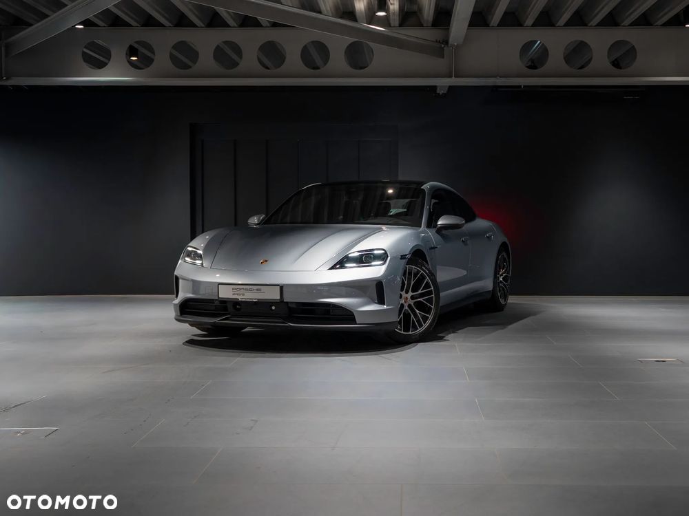Porsche Taycan 4 - 1