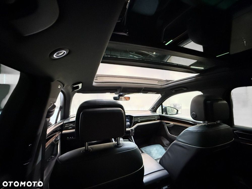 Volkswagen Touareg - 30