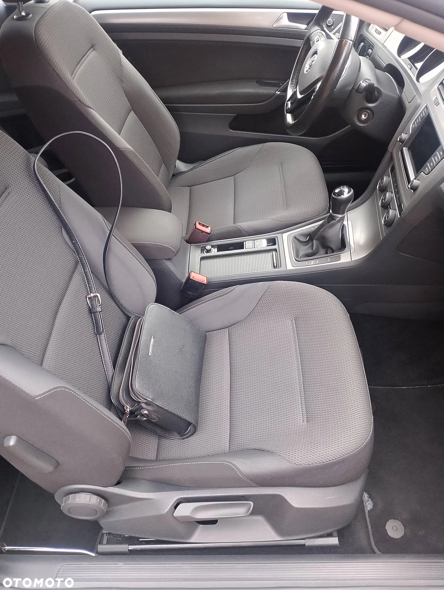 Volkswagen Golf VII 1.6 TDI BMT Trendline - 11