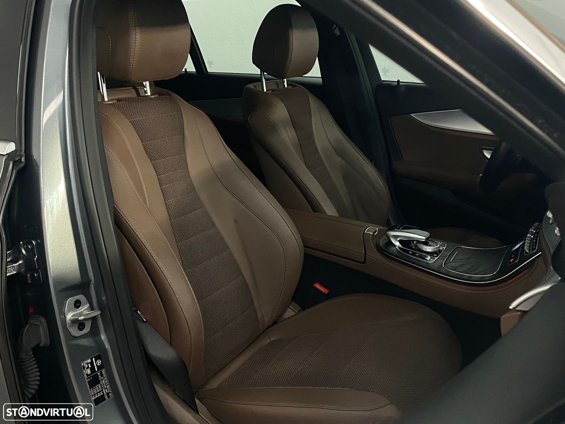 Mercedes-Benz E 300 de Avantgarde - 8