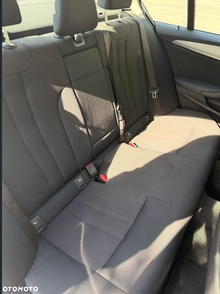 BMW Seria 5 530e iPerformance GPF - 14