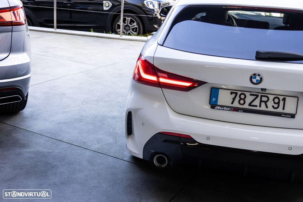 BMW 116 d Pack Desportivo M Auto - 8