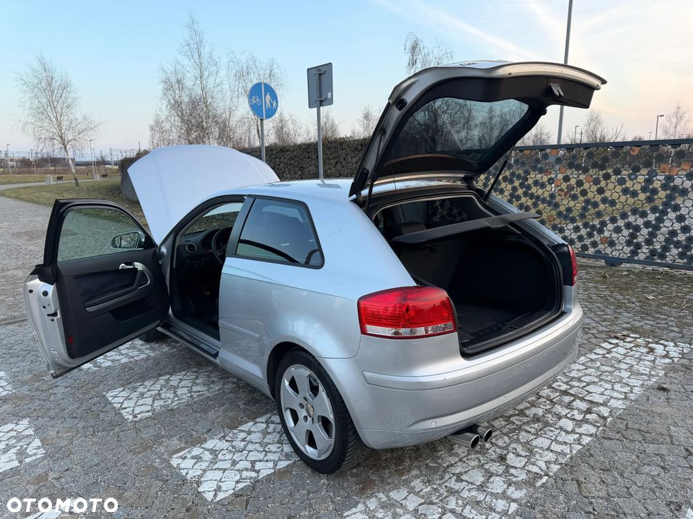 Audi A3 3-drzwiowe 2.0 TDI Attraction - 17