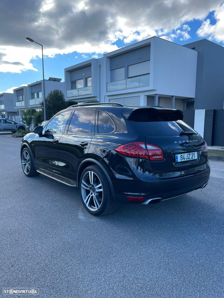 Porsche Cayenne S - 3