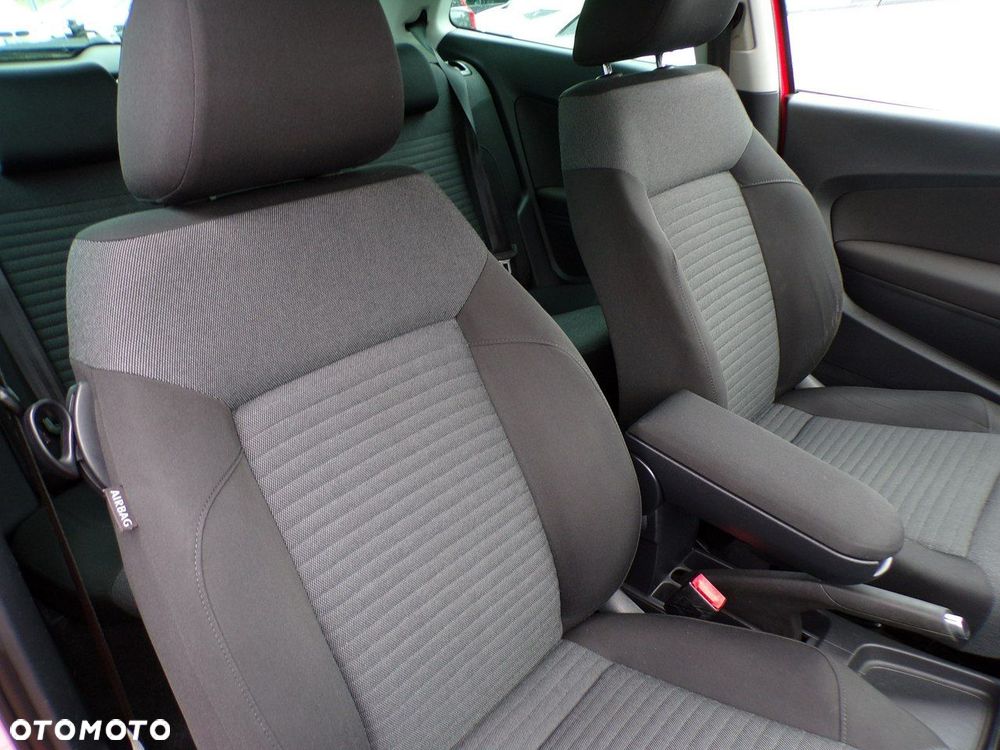 Volkswagen Polo - 25
