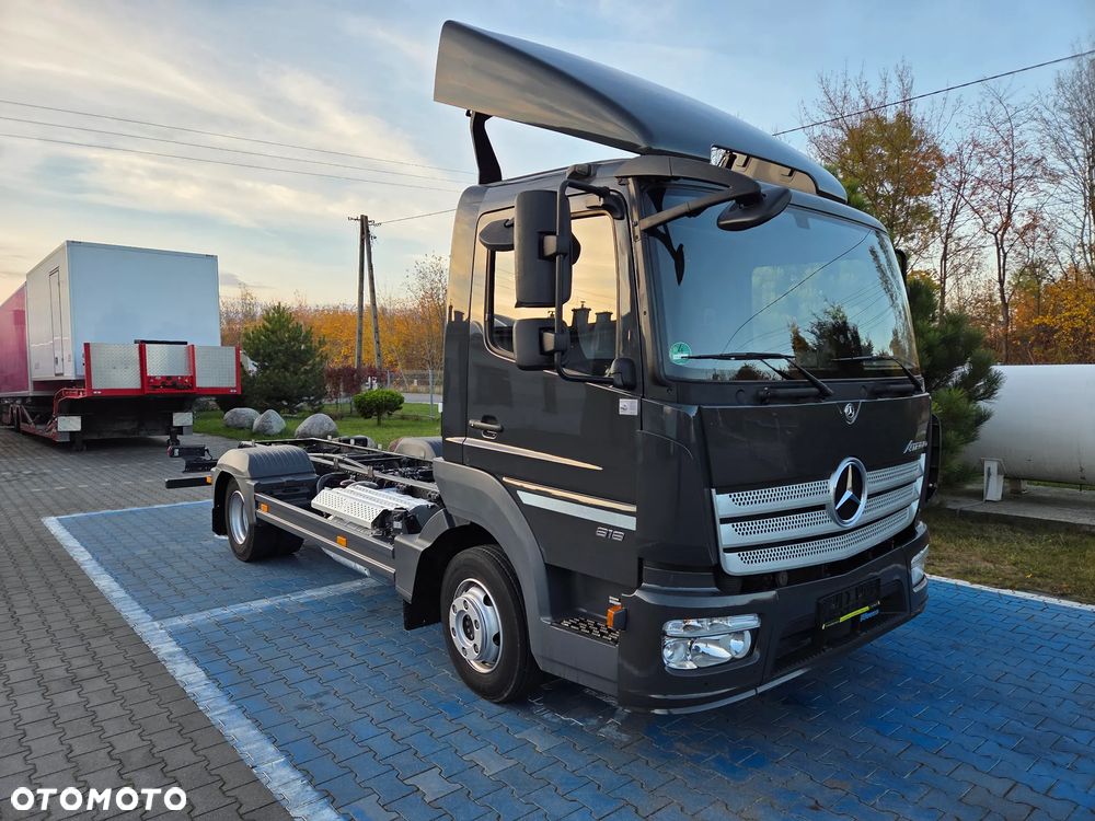 Mercedes-Benz Atego 818 - 25
