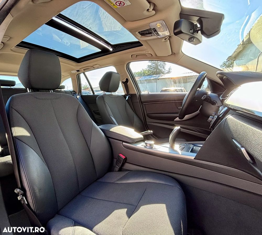 BMW Seria 3 320i Aut. Advantage - 29