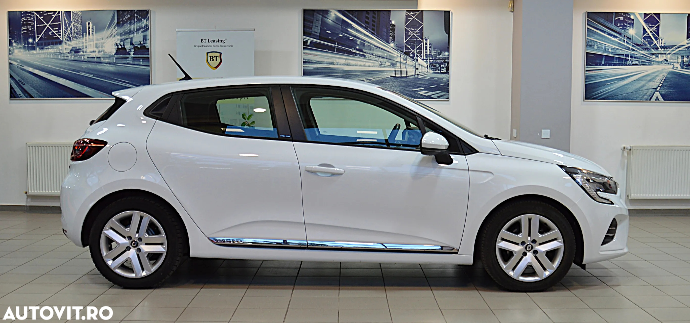 Renault Clio E-TECH Full Hybrid 145 E-TECH engineered - 4