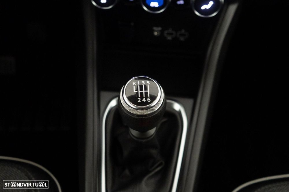 Renault Captur 1.0 TCe Techno - 26