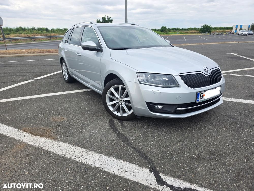 Skoda Octavia Combi Diesel 2.0 TDI DSG Style - 1