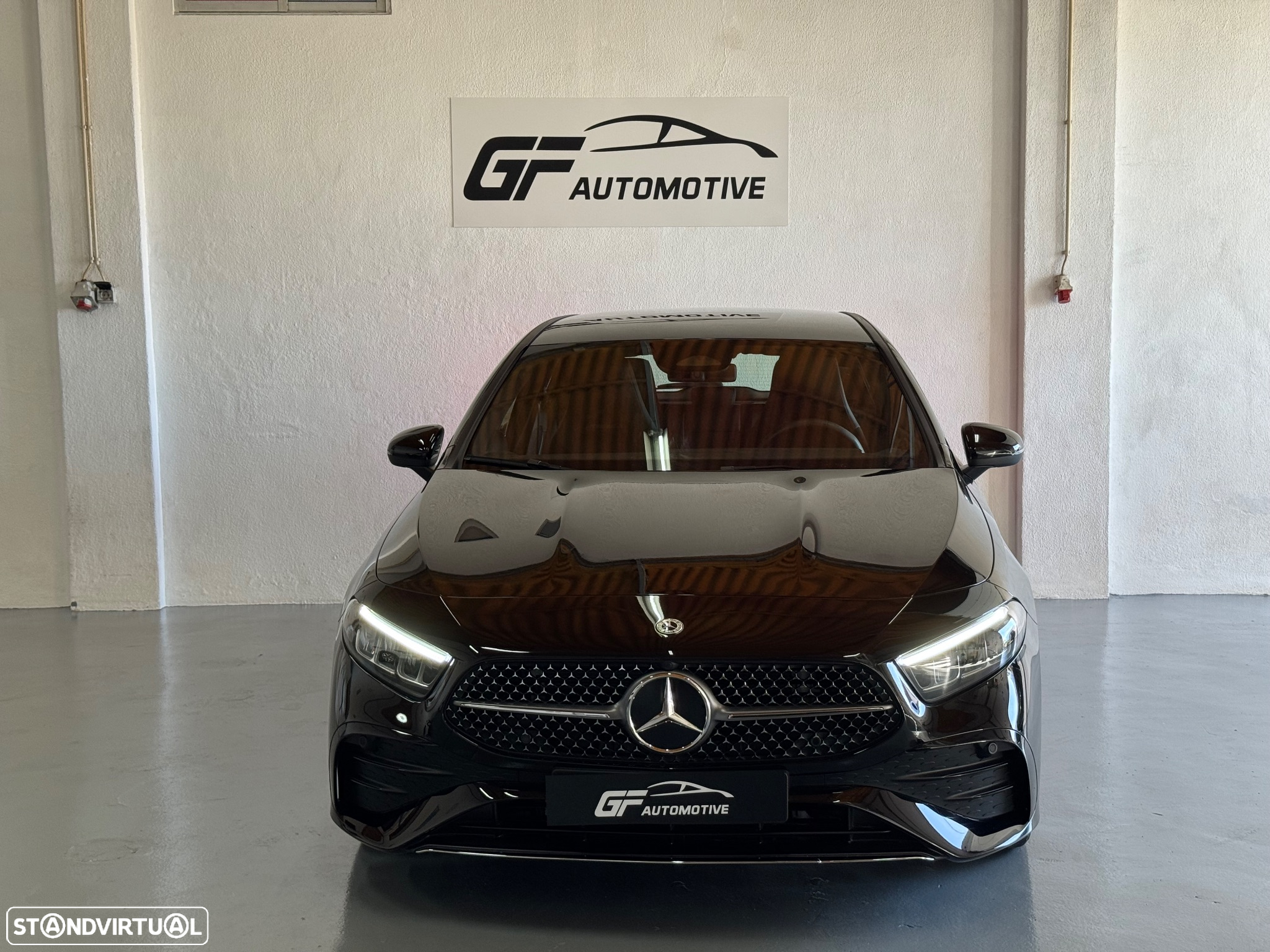 Mercedes-Benz A 180 7G-DCT AMG Line - 3
