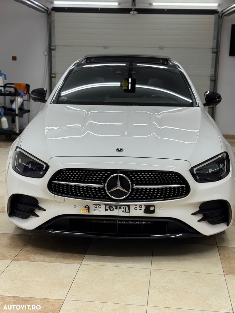 Mercedes-Benz E 300 9G-TRONIC Night Edition - 4