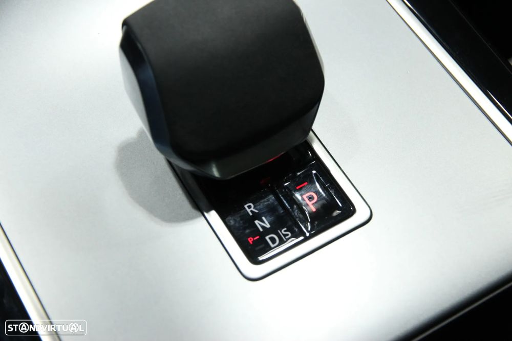 Land Rover Range Rover Evoque 1.5 P300e AWD S Auto - 18