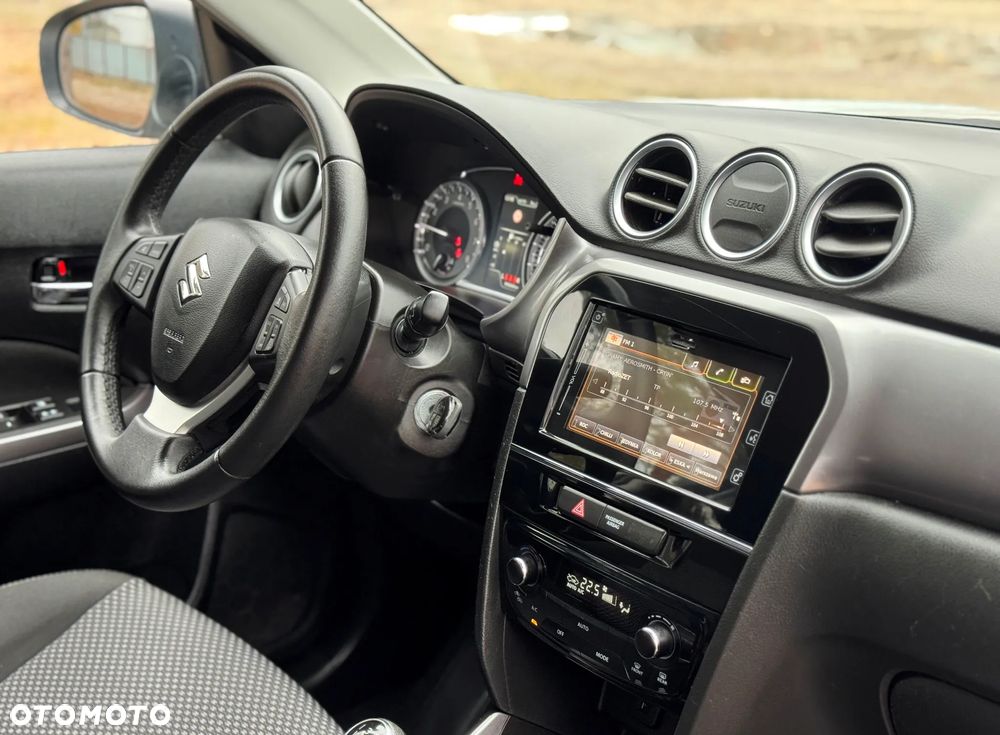 Suzuki Vitara 1.4 Boosterjet Allgrip Comfort+ - 32