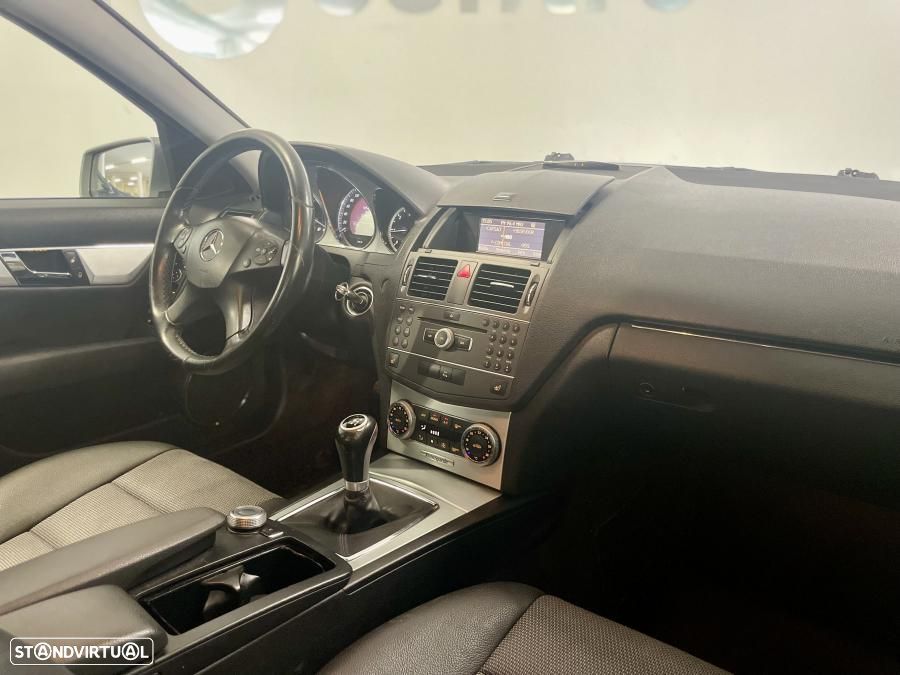 Mercedes-Benz C 220 CDi Avantgarde BE - 23