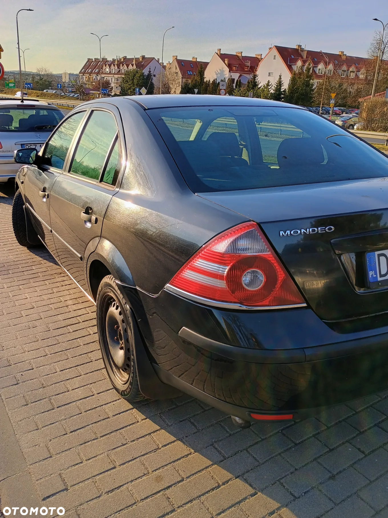 Ford Mondeo 2.0 TDCi Silver X - 12