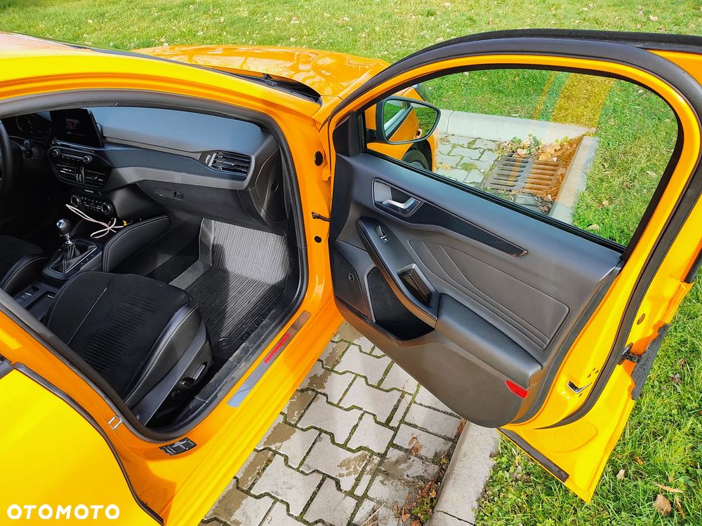 Ford Focus 2.3 EcoBoost ST-3 - 16