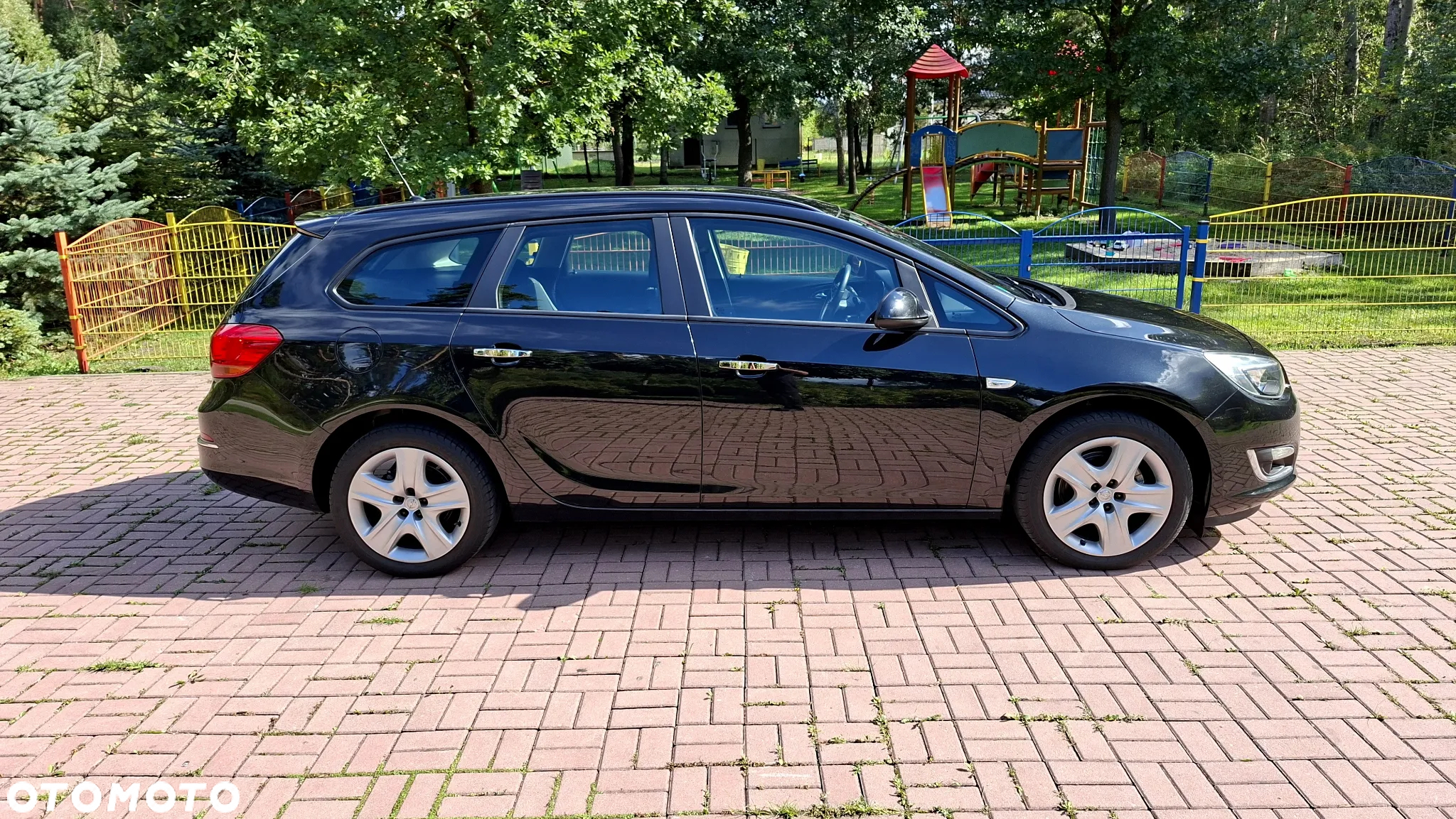 Opel Astra 1.4 Turbo Sports Tourer - 16