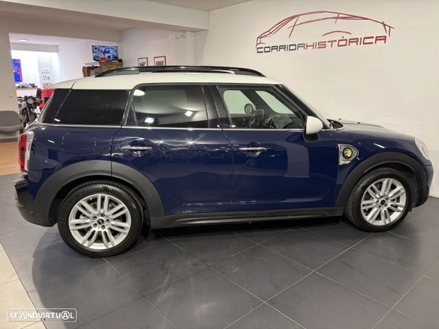MINI Countryman Cooper SE ALL4 Auto - 26