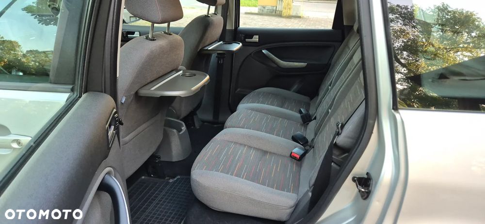 Ford C-MAX 1.8 Ambiente - 13