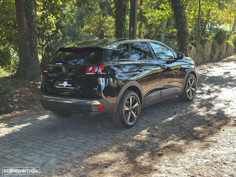 Peugeot 3008 1.2 PureTech Allure Pack EAT8 - 32
