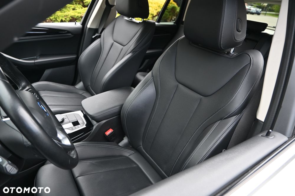 BMW X3 xDrive30e Business Edition sport - 25