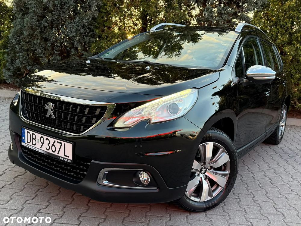 Peugeot 2008 1.2 Pure Tech Allure S&S - 13