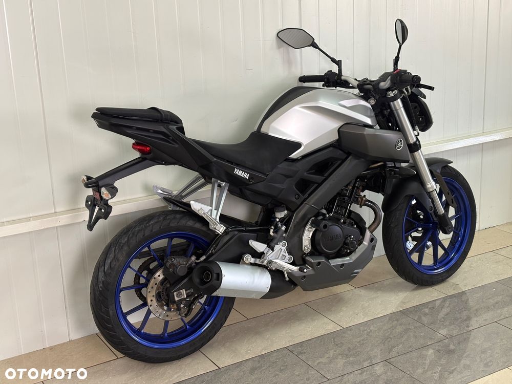 Yamaha MT - 5