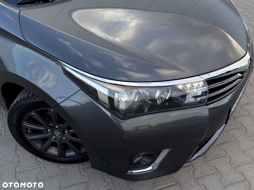 Toyota Corolla - 2