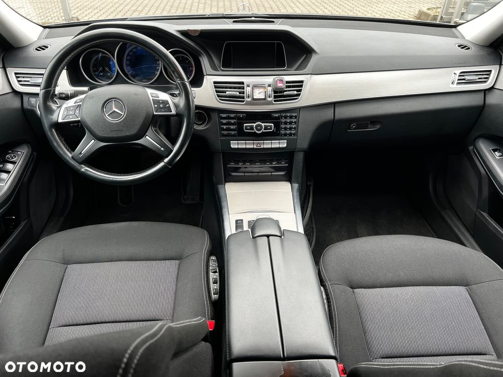 Mercedes-Benz Klasa E 250 CDI DPF BlueEFFICIENCY 7G-TRONIC - 12