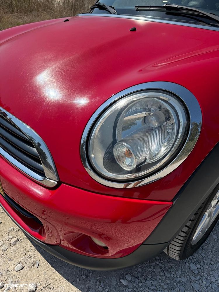 MINI 3 Portas One D - 8