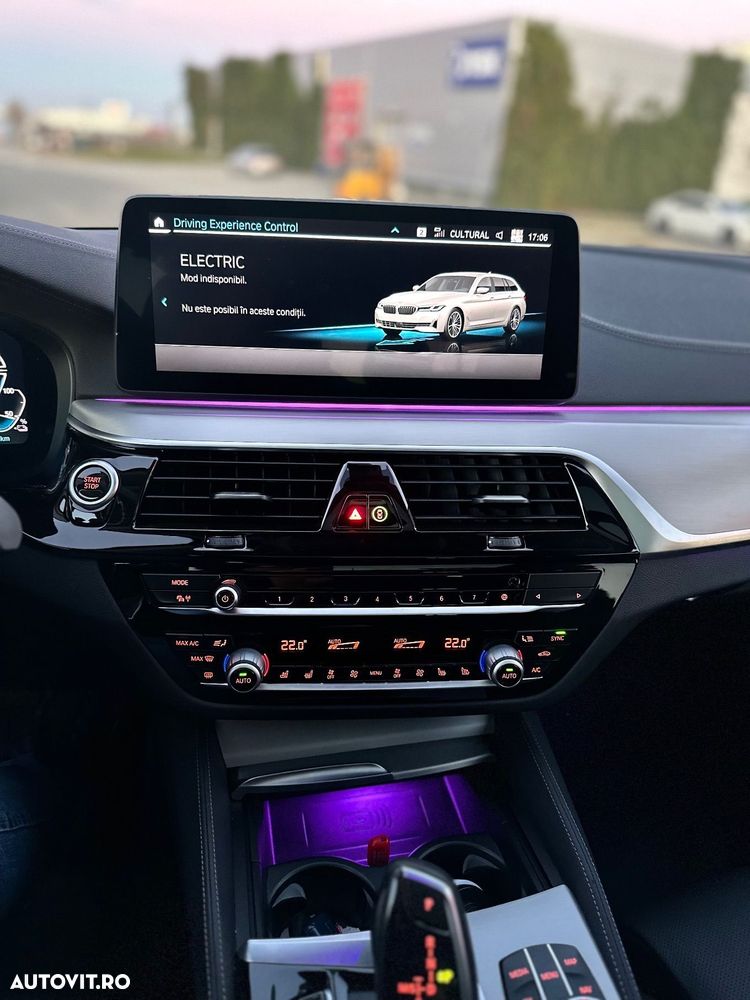 BMW Seria 5 530e Touring Aut. Luxury Line - 28