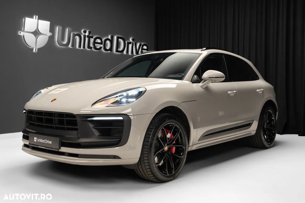 Porsche Macan GTS PDK - 1
