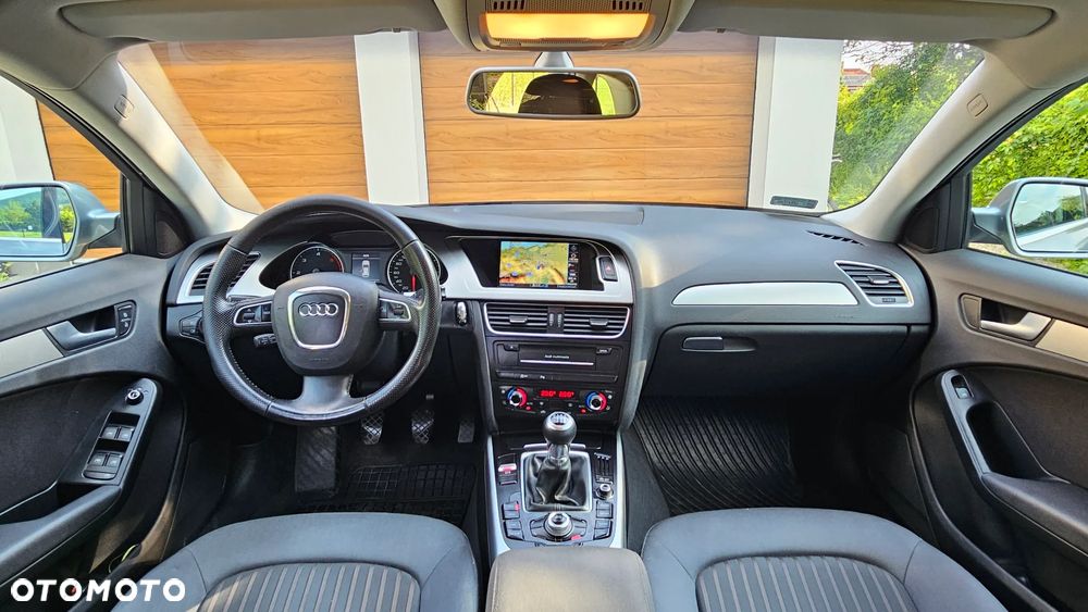 Audi A4 Avant 2.0 TDI - 9