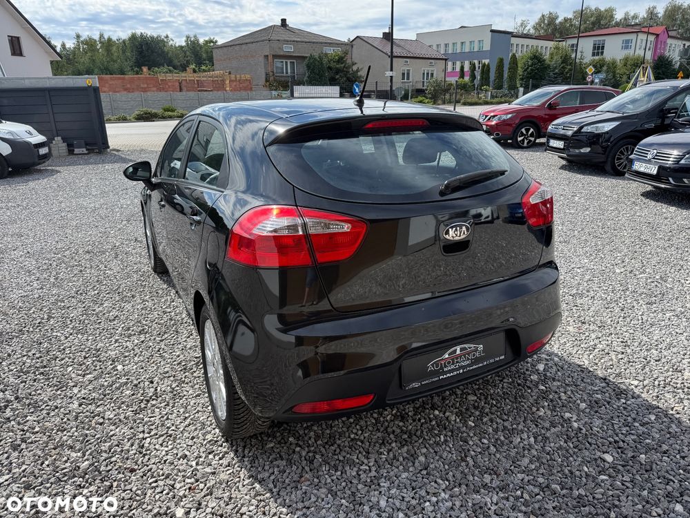 Kia Rio 1.4 Business Line - 24