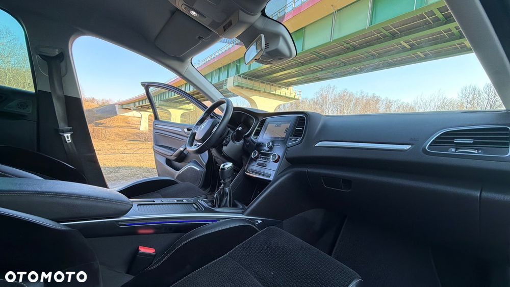 Renault Megane ENERGY TCe 100 LIMITED - 20