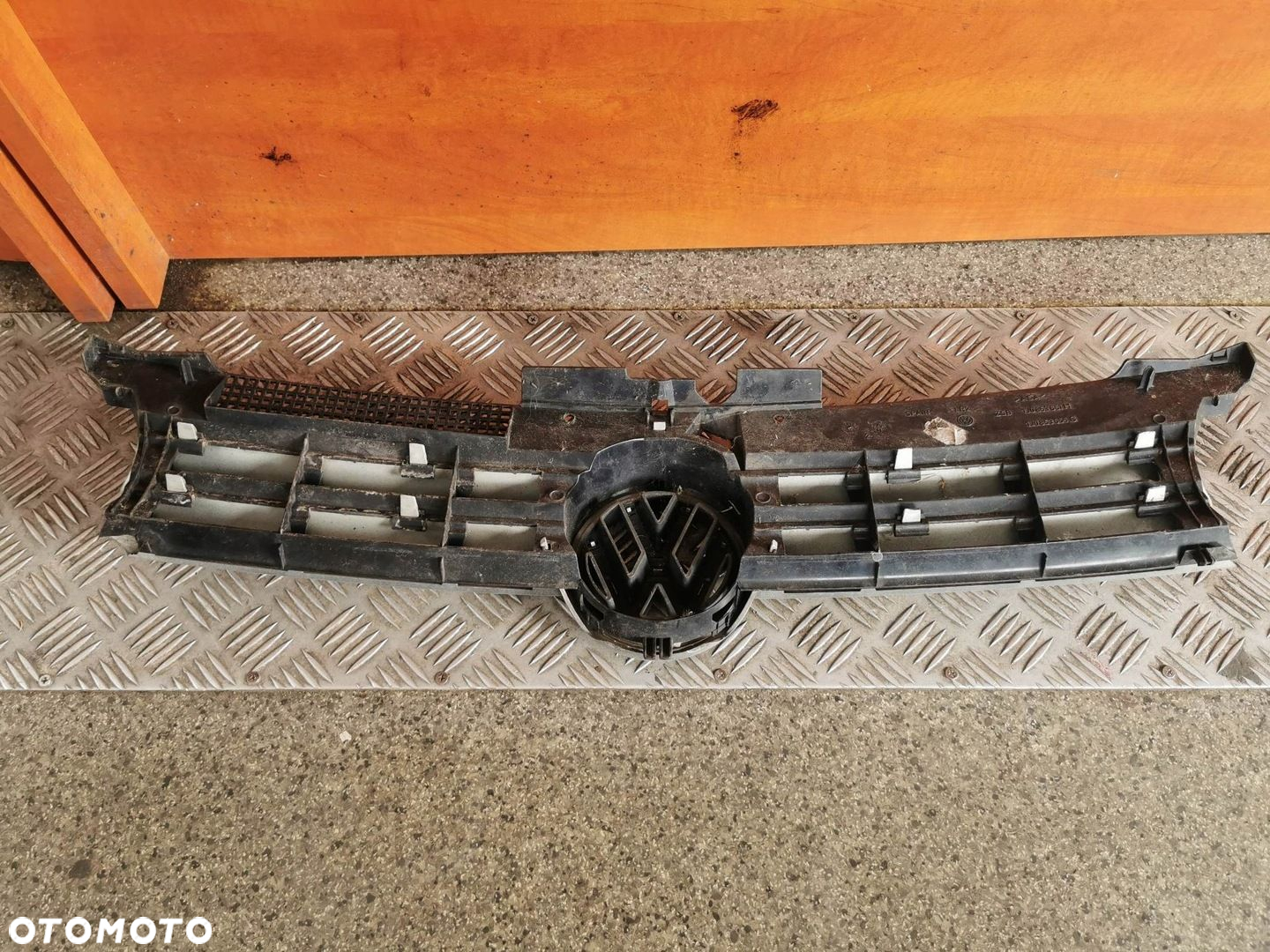 GRILL ATRAPA VW GOLF IV OE 1J0853655G - 2