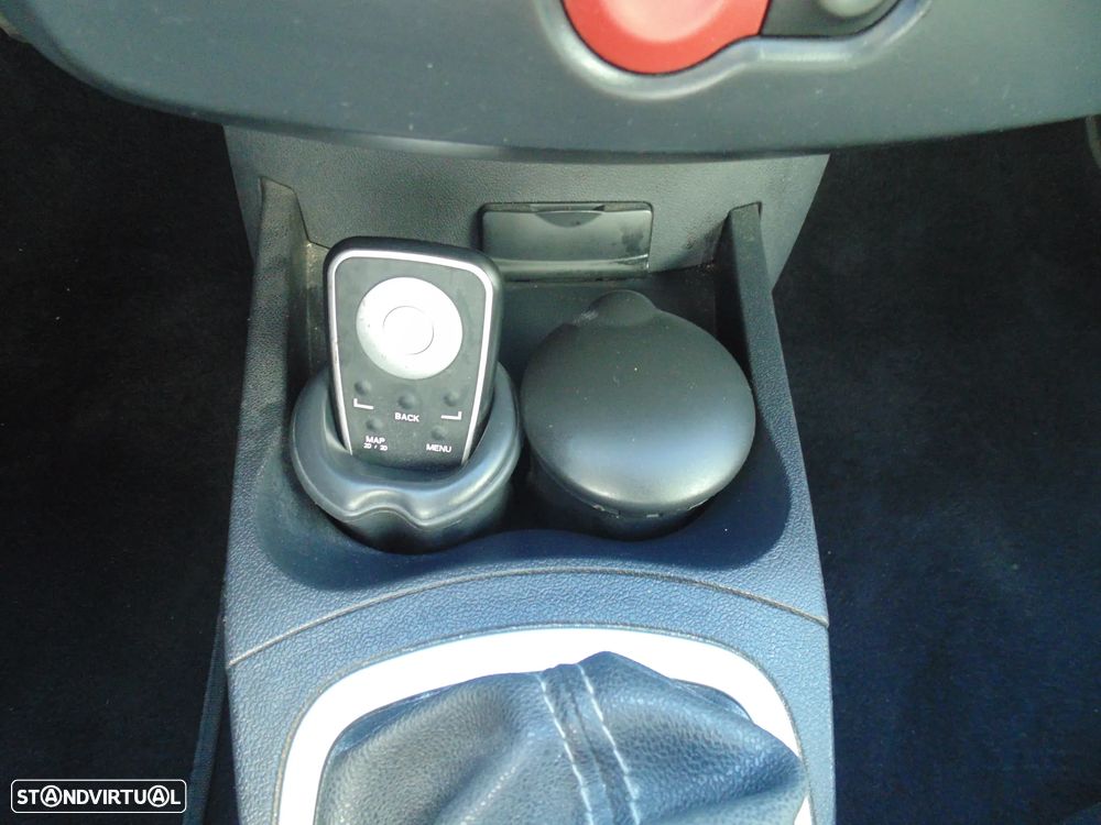 Renault Clio Break 1.2 16V Dynamique S - 28