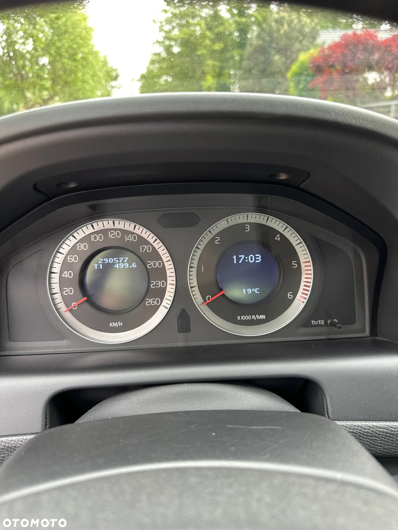 Volvo XC 60 D5 AWD Momentum - 11