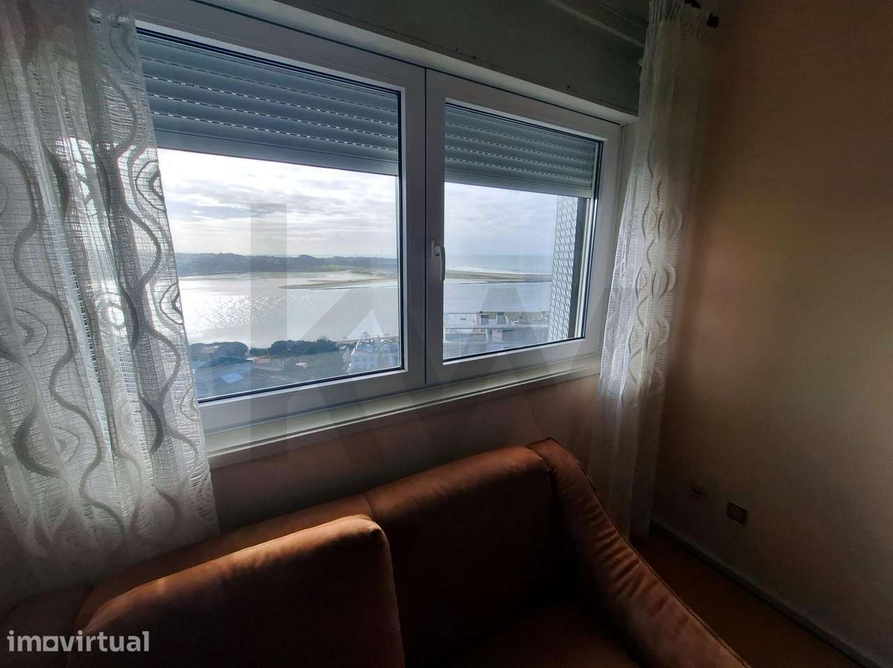 Apartamento T2 Mobilado para Arrendamento na Foz do Douro - Grande imagem: 4/22