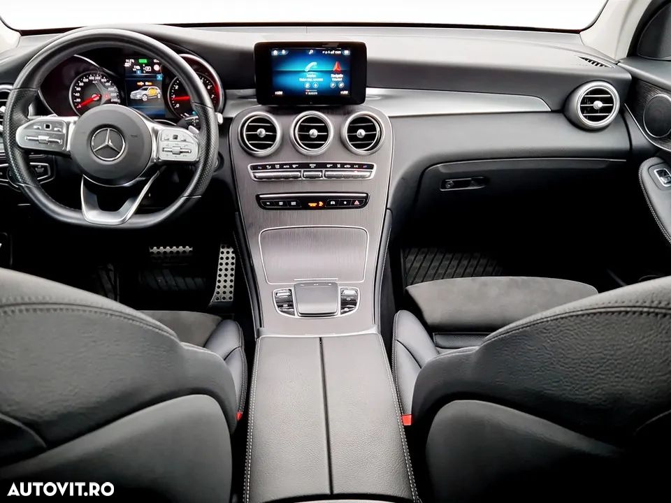 Mercedes-Benz GLC 300 e 4MATIC - 13