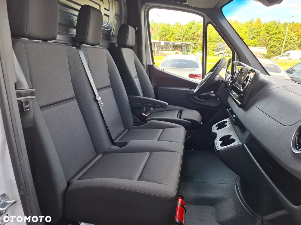 Mercedes-Benz Sprinter 315 CDI Furgon 3665 mm L2H1 - 20
