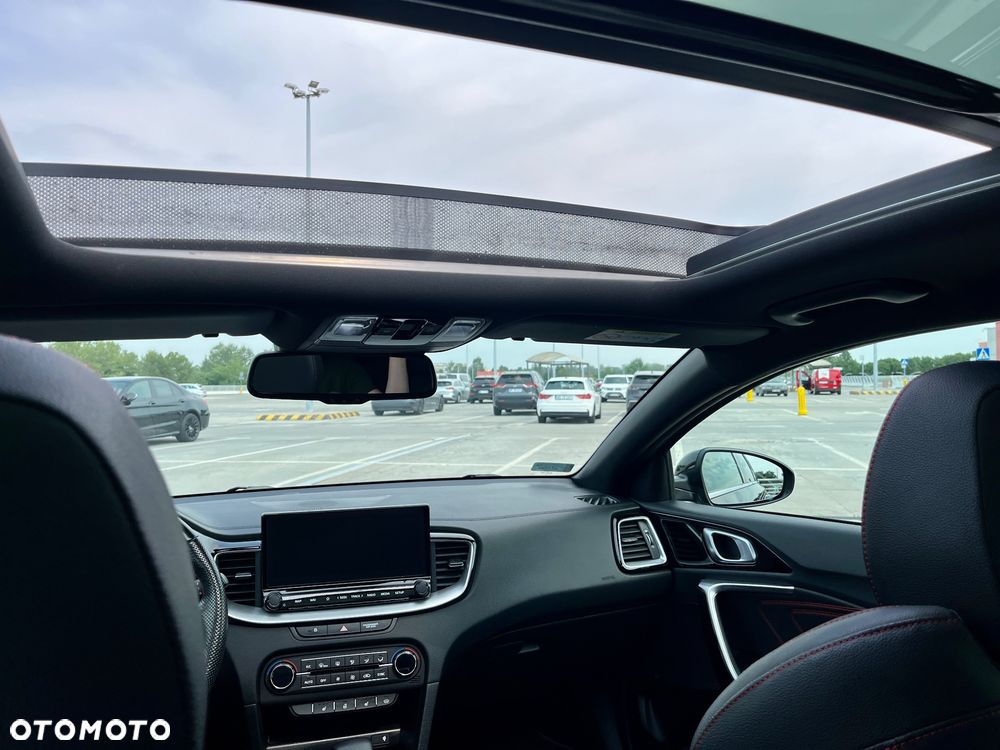 Kia ProCeed 1.6 T-GDI GT DCT - 21