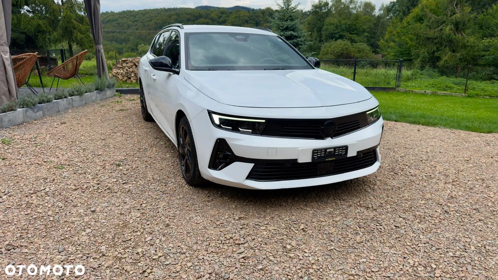 Opel Astra 1.6 T Plug-in Hybrid GS - 1