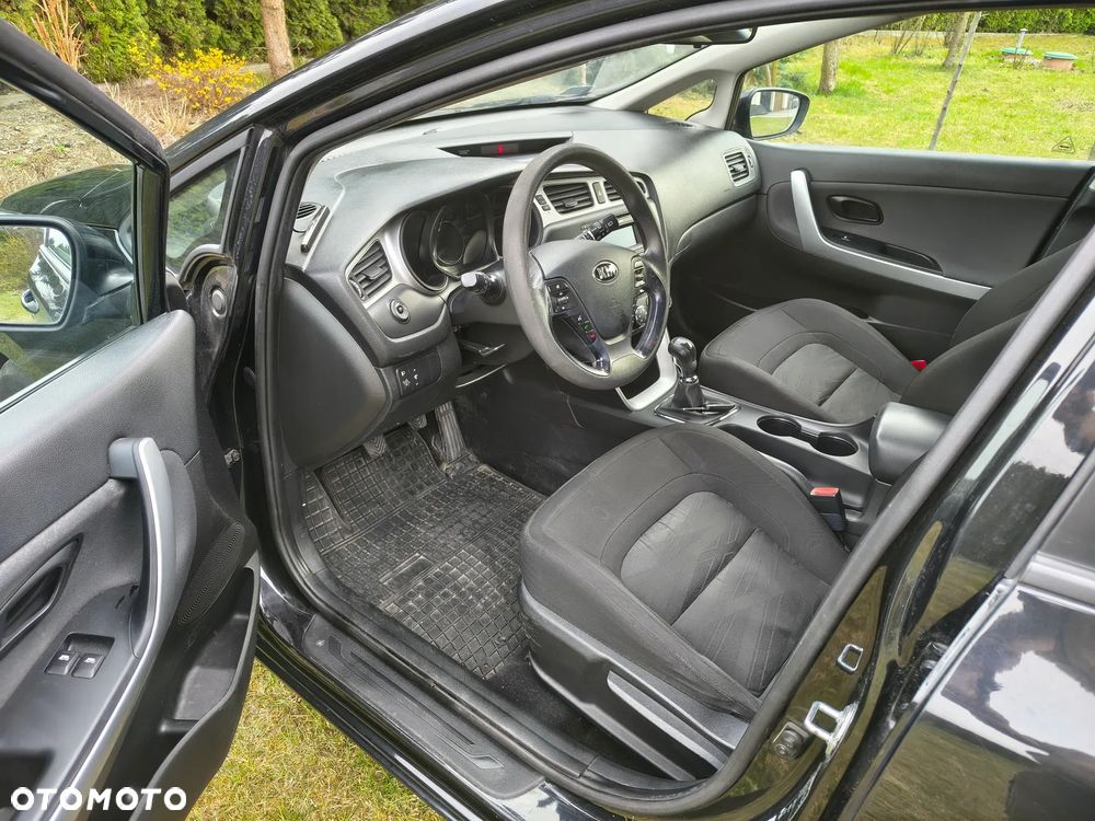 Kia Ceed 1.6 GDI L - 10