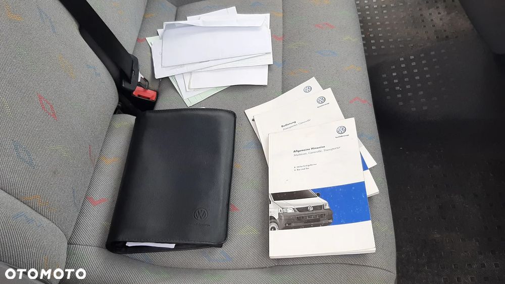 Volkswagen Caravelle - 15