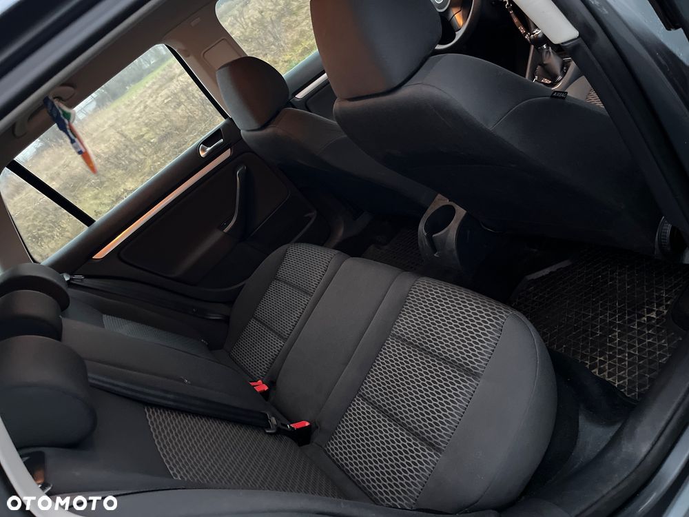 Volkswagen Golf Variant ver-1-2-tsi-move - 12